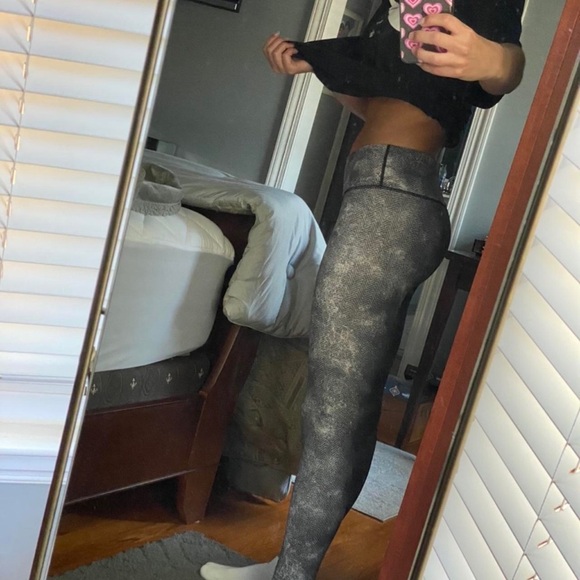 Lululemon Leggings - Picture 11 of 11